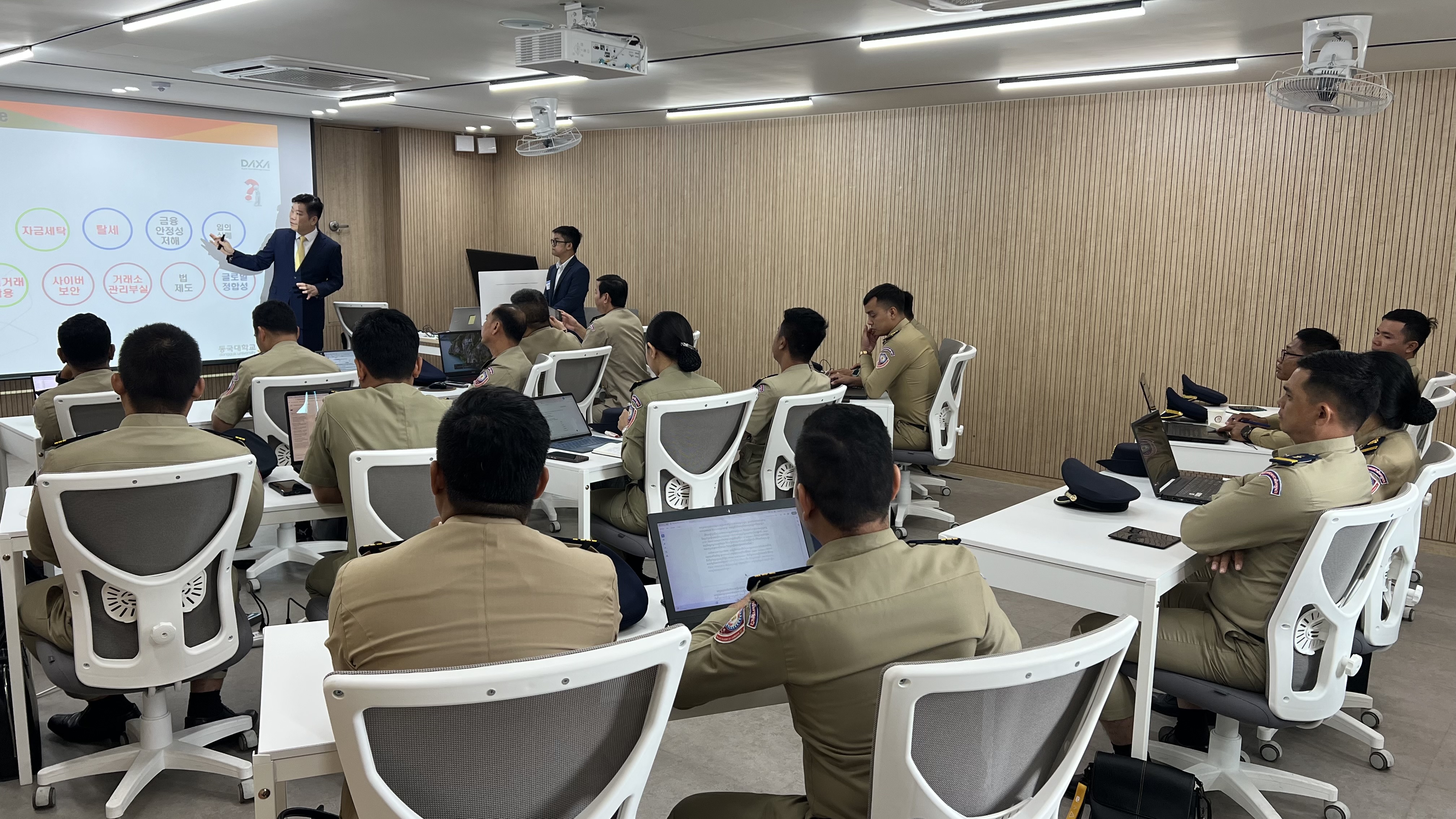 [260619] 캄보디아 경찰학교 사이버수사 교수요원 대상 교육